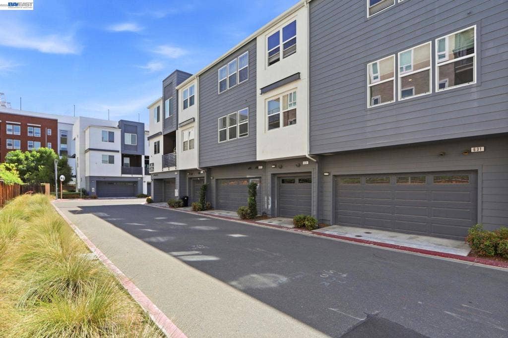 633 Clover Cir, Milpitas, CA 95035