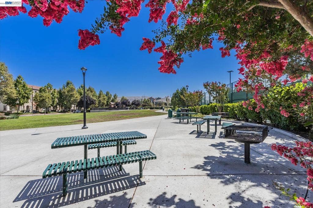633 Clover Cir, Milpitas, CA 95035