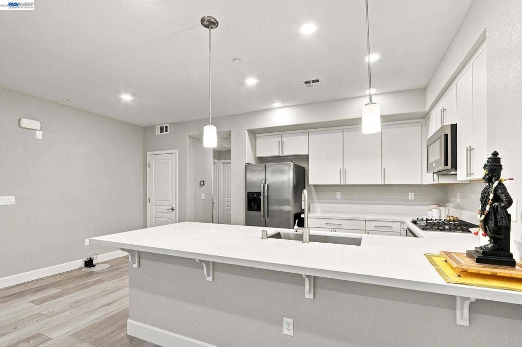 633 Clover Cir, Milpitas, CA 95035