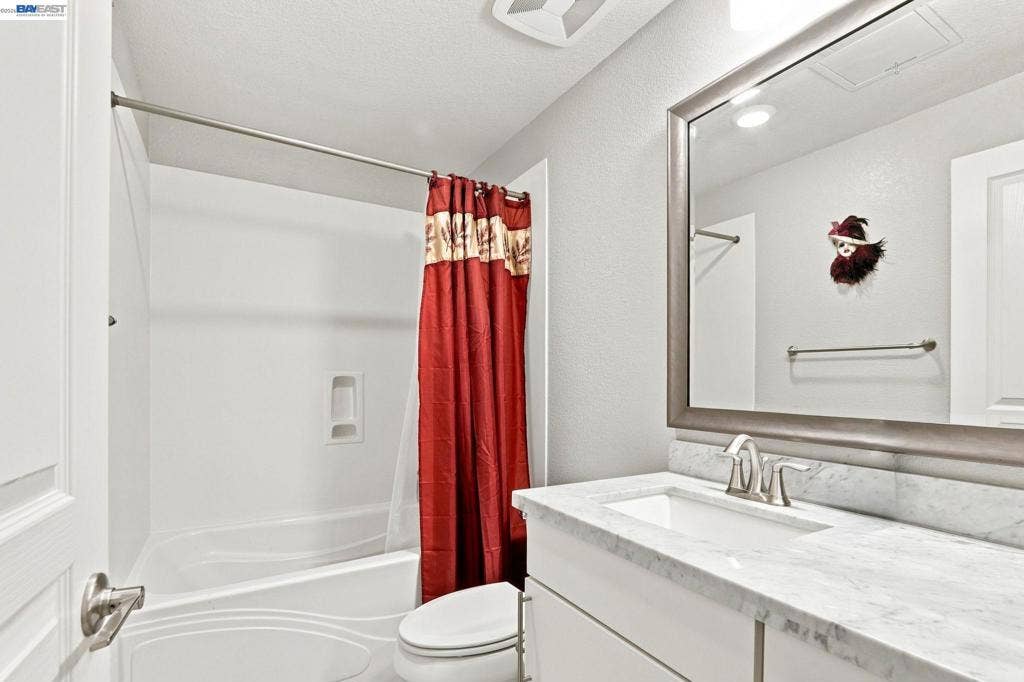 633 Clover Cir, Milpitas, CA 95035