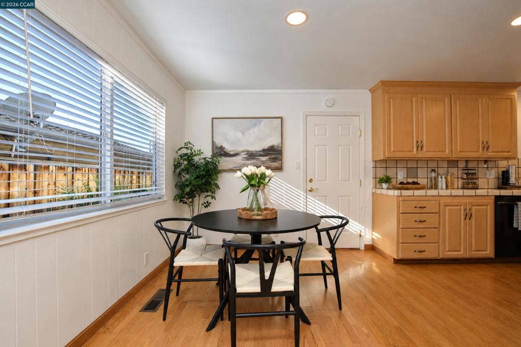 232 Coleen St, Livermore, CA 94550 232 Coleen St, Livermore, CA 94550