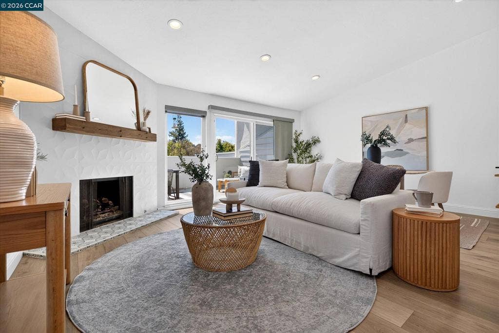 28 Janin Pl, Pleasant Hill, CA 94523 28 Janin Pl, Pleasant Hill, CA 94523