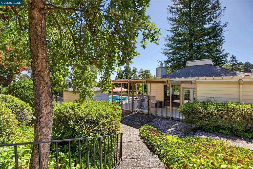 28 Janin Pl, Pleasant Hill, CA 94523 28 Janin Pl, Pleasant Hill, CA 94523