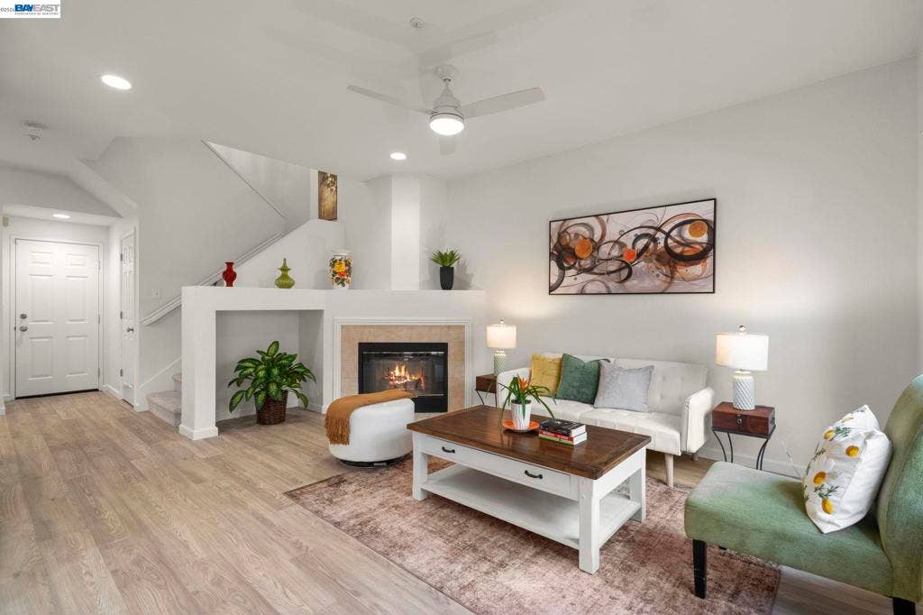 10706 Ian Ln, Dublin, CA 94568 10706 Ian Ln, Dublin, CA 94568