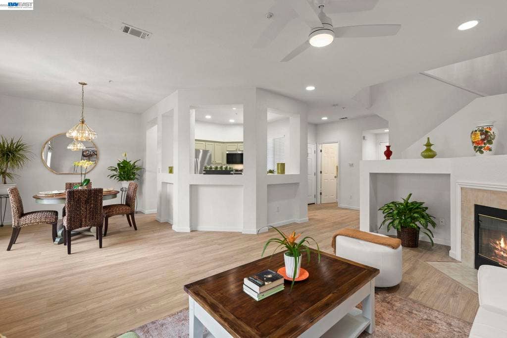 10706 Ian Ln, Dublin, CA 94568 10706 Ian Ln, Dublin, CA 94568