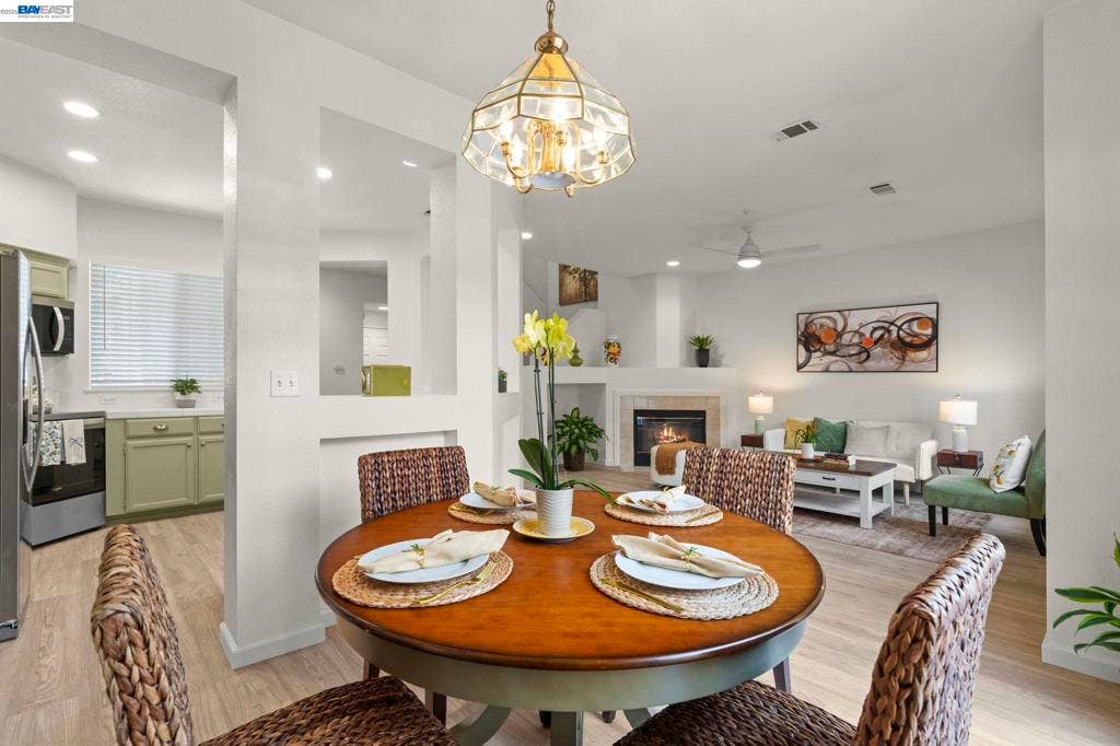 10706 Ian Ln, Dublin, CA 94568 10706 Ian Ln, Dublin, CA 94568