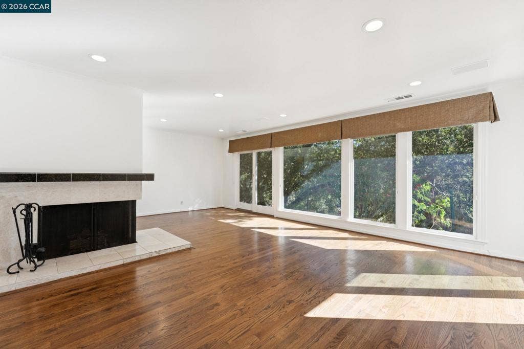 11 Altamount, Orinda, CA 94563 11 Altamount, Orinda, CA 94563