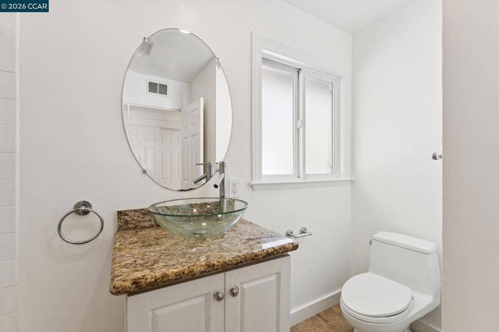 11 Altamount, Orinda, CA 94563 11 Altamount, Orinda, CA 94563