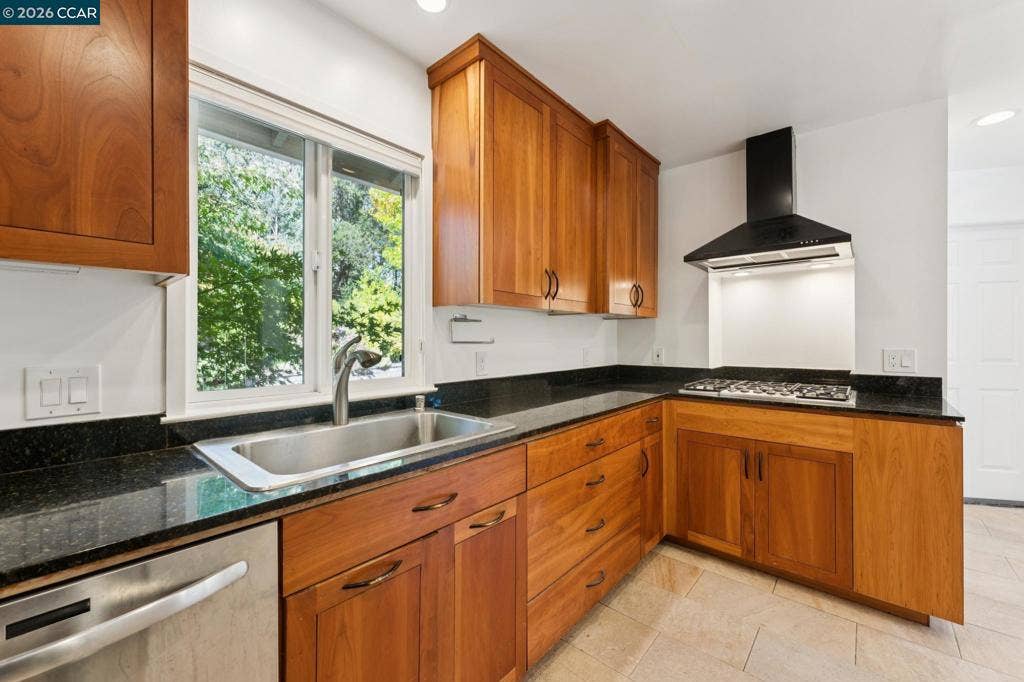 11 Altamount, Orinda, CA 94563 11 Altamount, Orinda, CA 94563
