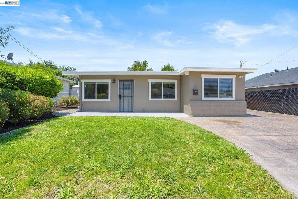 15 INLET DRIVE, Bay Point, CA 94565 15 INLET DRIVE, Bay Point, CA 94565