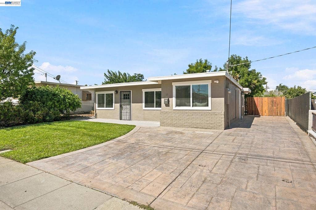 15 INLET DRIVE, Bay Point, CA 94565 15 INLET DRIVE, Bay Point, CA 94565