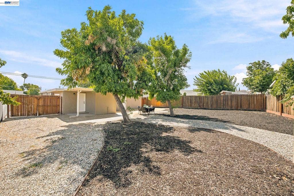 15 INLET DRIVE, Bay Point, CA 94565 15 INLET DRIVE, Bay Point, CA 94565