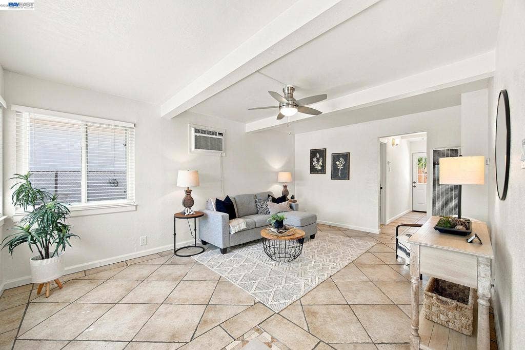 15 INLET DRIVE, Bay Point, CA 94565 15 INLET DRIVE, Bay Point, CA 94565