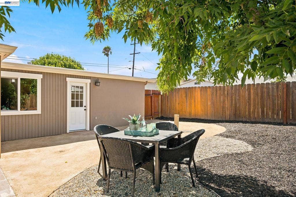 15 INLET DRIVE, Bay Point, CA 94565 15 INLET DRIVE, Bay Point, CA 94565