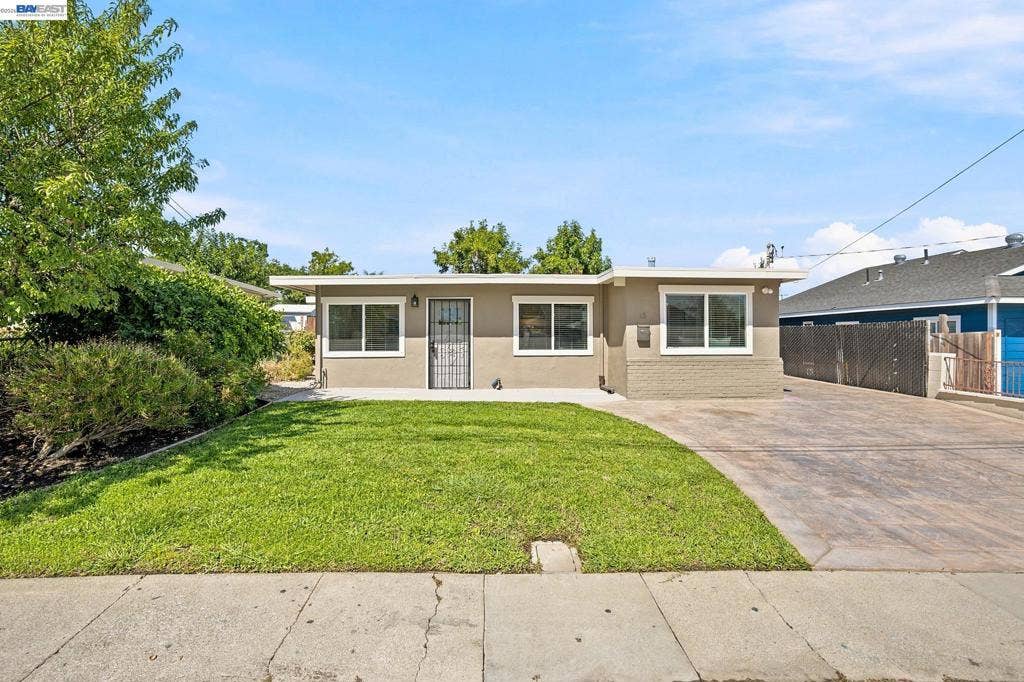 15 INLET DRIVE, Bay Point, CA 94565 15 INLET DRIVE, Bay Point, CA 94565