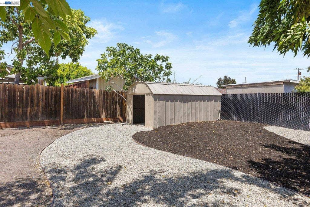 15 INLET DRIVE, Bay Point, CA 94565 15 INLET DRIVE, Bay Point, CA 94565