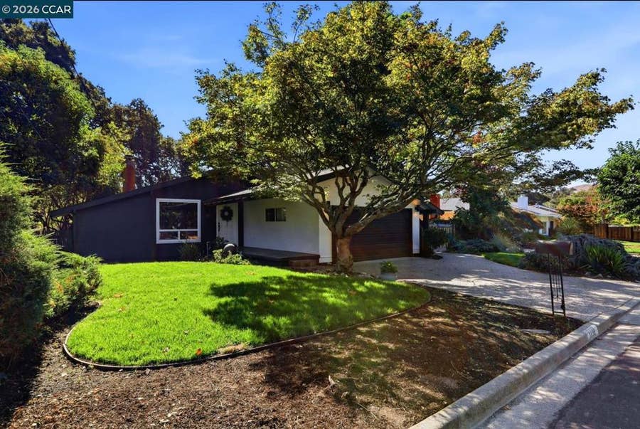 Property photo for 1198 Vacation Dr, Lafayette, CA