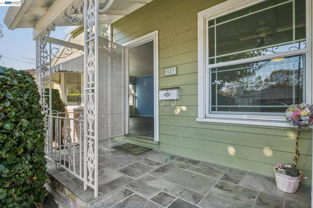 527 Capistrano, Oakland, CA 94603 527 Capistrano, Oakland, CA 94603