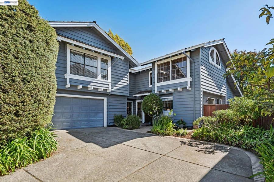 Property photo for 8 Avondale Lndg, Alameda, CA