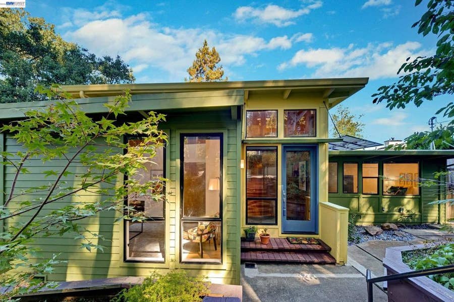 Property photo for 605 Vistamont Avenue, Berkeley, CA