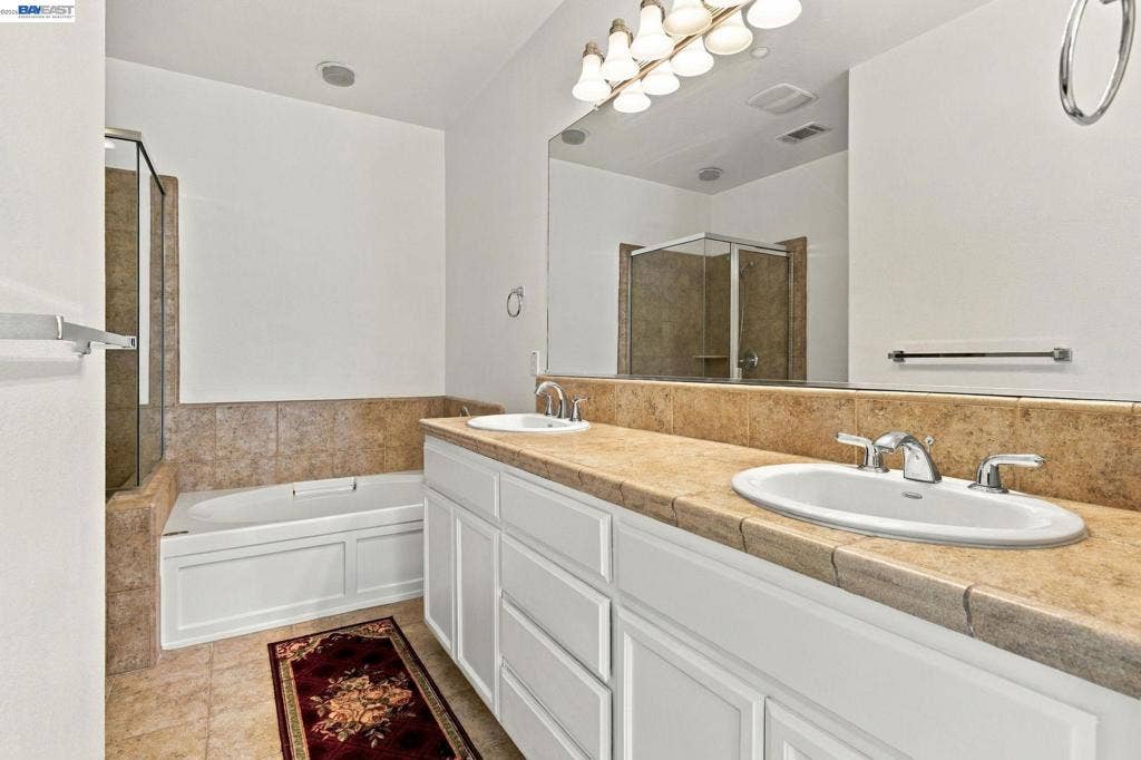 4542 Chancery Ln, Dublin, CA 94568