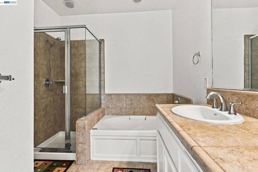 4542 Chancery Ln, Dublin, CA 94568