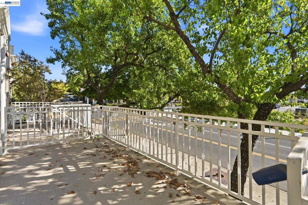 4542 Chancery Ln, Dublin, CA 94568