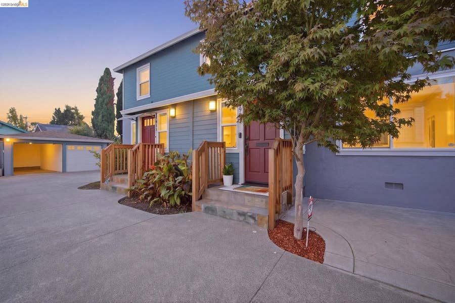 Property photo for 953 40Th St, Oakland, CA