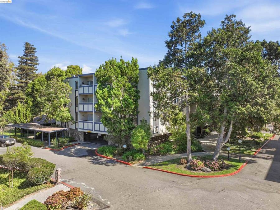 Property photo for 955 shorepoint, #209, Alameda, CA