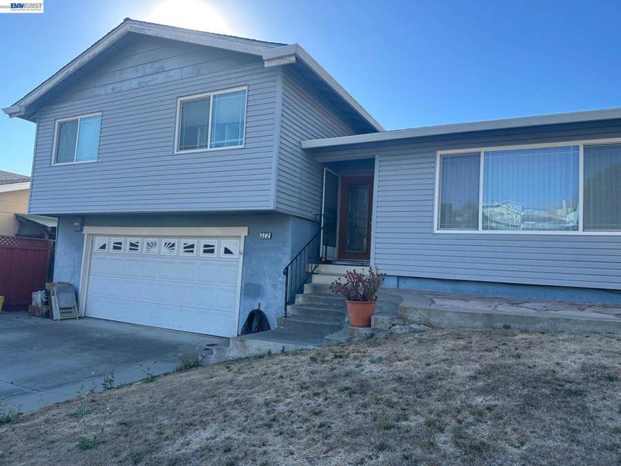Property photo for 372 Monaco Ave, Union City, CA
