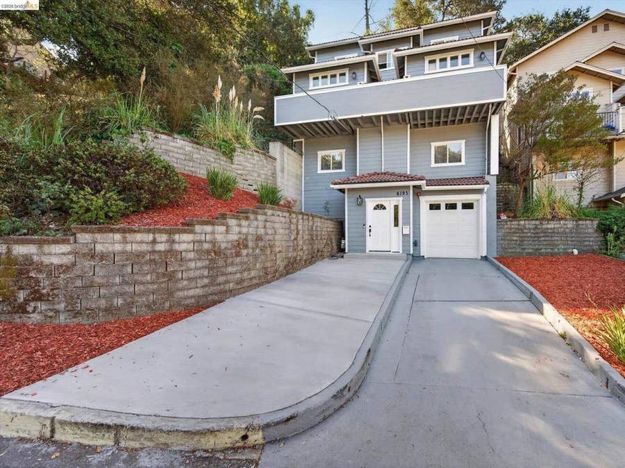 Property photo for 6193 Oakdale Ave, Oakland, CA