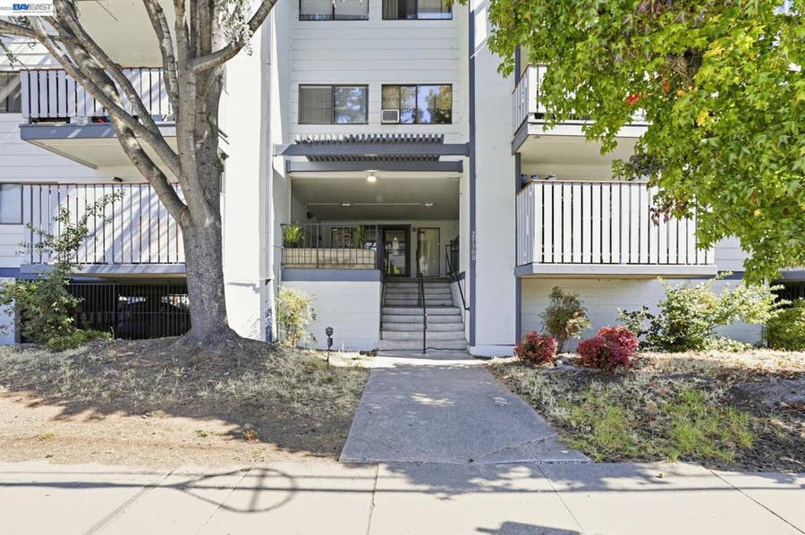 Property photo for 29300 Dixon St, #101, Hayward, CA