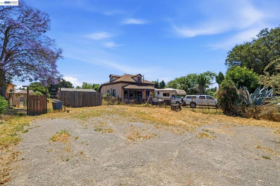 Property photo for 559 Old Canyon Rd, Fremont, CA