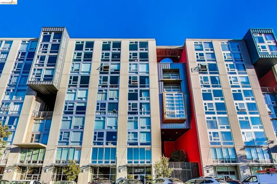 Property photo for 311 Oak St, Oakland, CA