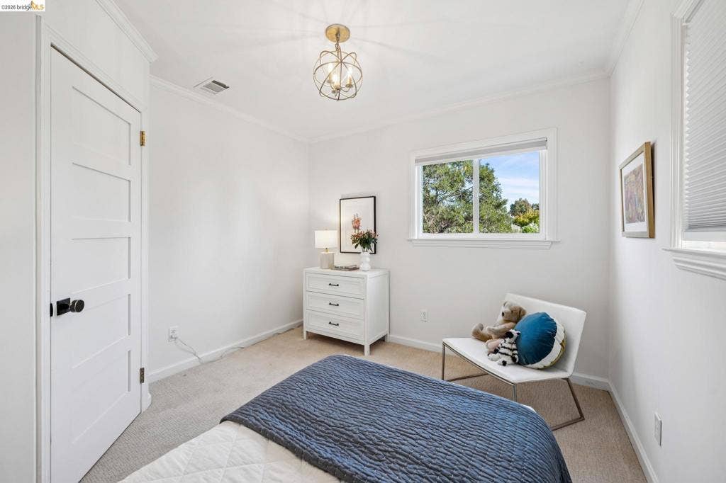 3706 Hillview St, Oakland, CA 94602 3706 Hillview St, Oakland, CA 94602