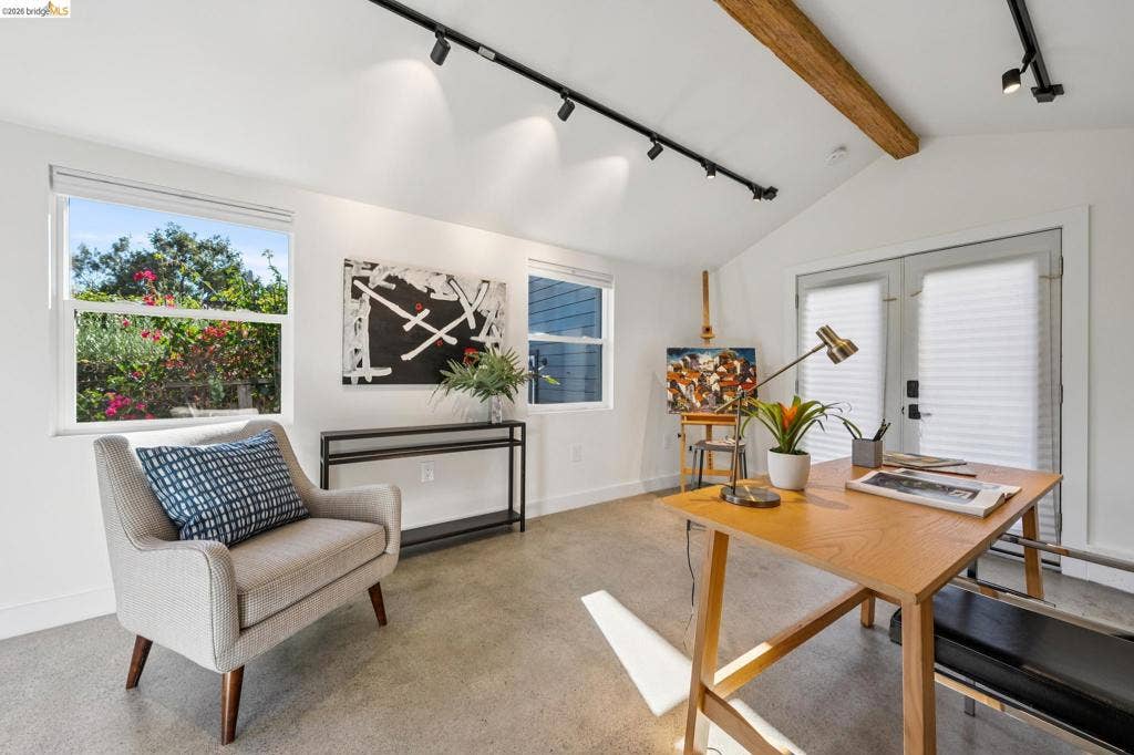 3706 Hillview St, Oakland, CA 94602 3706 Hillview St, Oakland, CA 94602