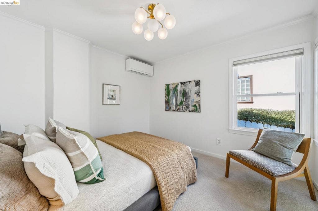 3706 Hillview St, Oakland, CA 94602 3706 Hillview St, Oakland, CA 94602