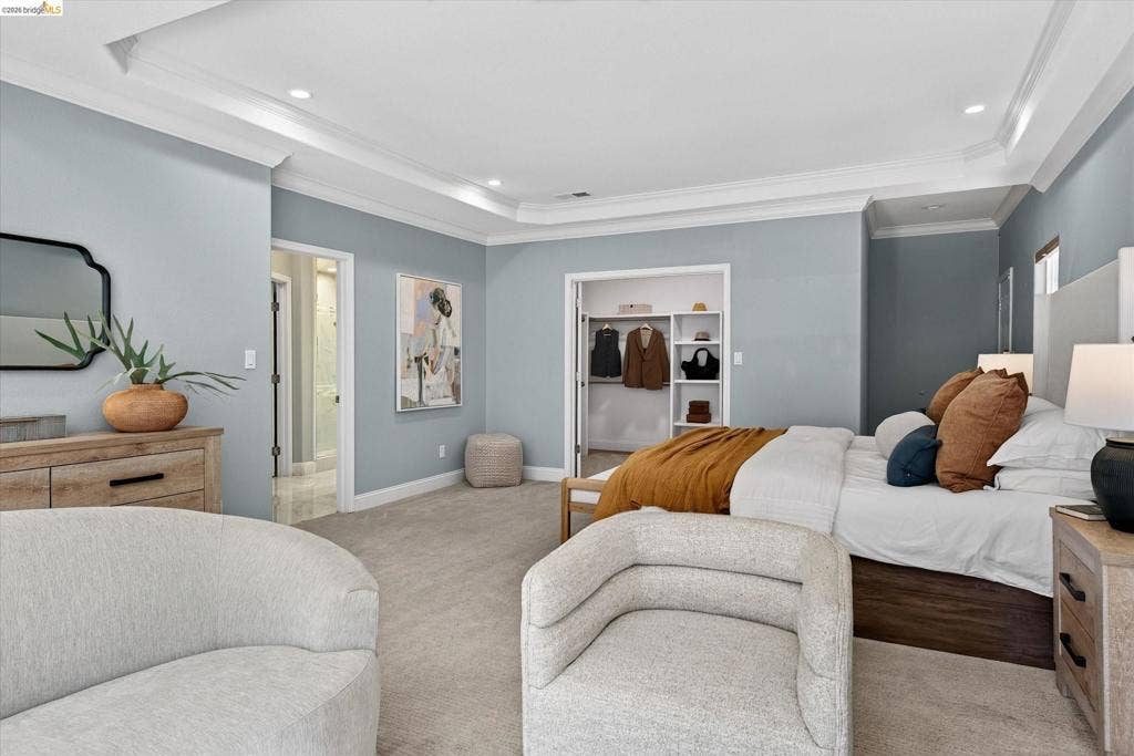 6700 Moore Dr, Oakland, CA 94611 6700 Moore Dr, Oakland, CA 94611