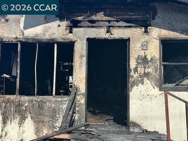 686 4th Street, Richmond, CA 94801 686 4th Street, Richmond, CA 94801