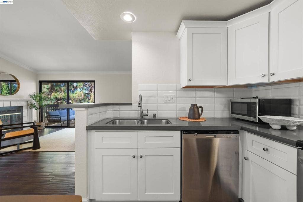 38703 Huntington Cir, Fremont, CA 94536 38703 Huntington Cir, Fremont, CA 94536
