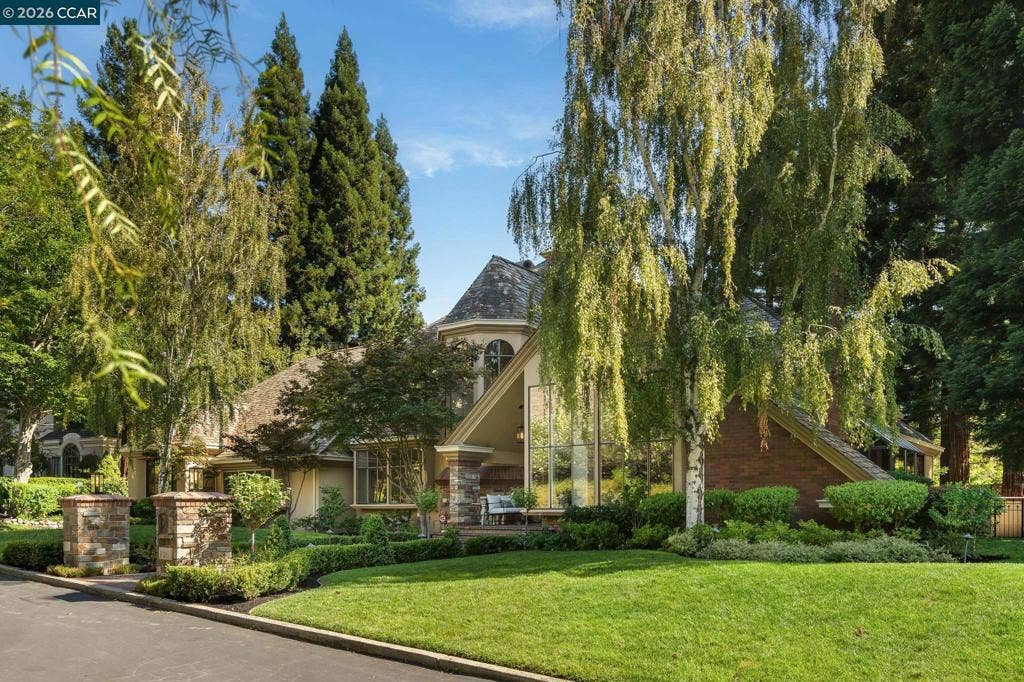 134 Pepperwood Ct, Danville, CA 94506 134 Pepperwood Ct, Danville, CA 94506