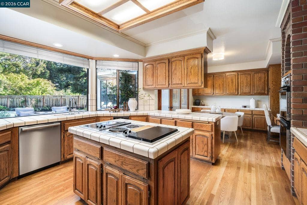 134 Pepperwood Ct, Danville, CA 94506 134 Pepperwood Ct, Danville, CA 94506