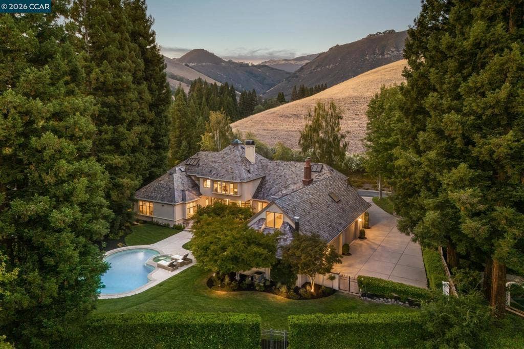 134 Pepperwood Ct, Danville, CA 94506 134 Pepperwood Ct, Danville, CA 94506