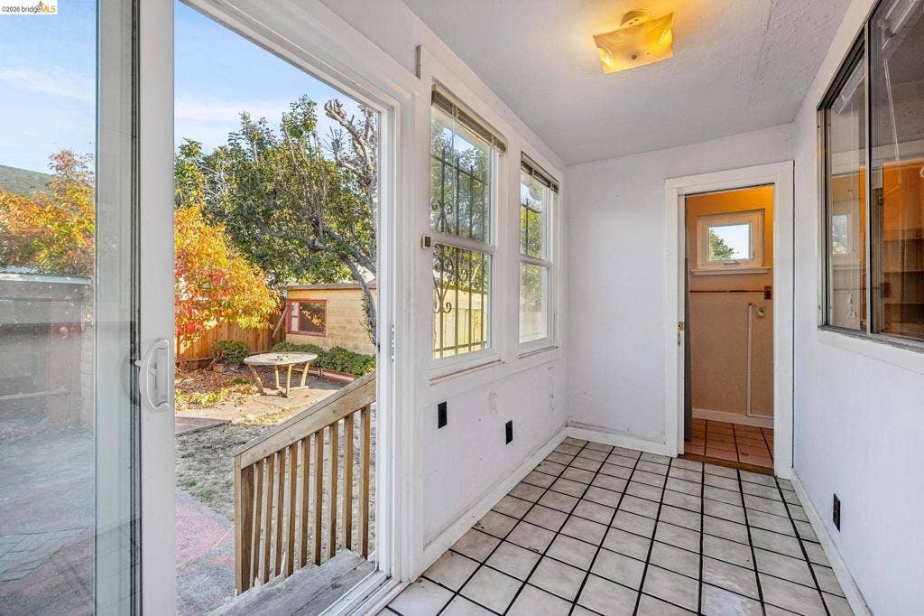 974 33Rd St, Richmond, CA 94804