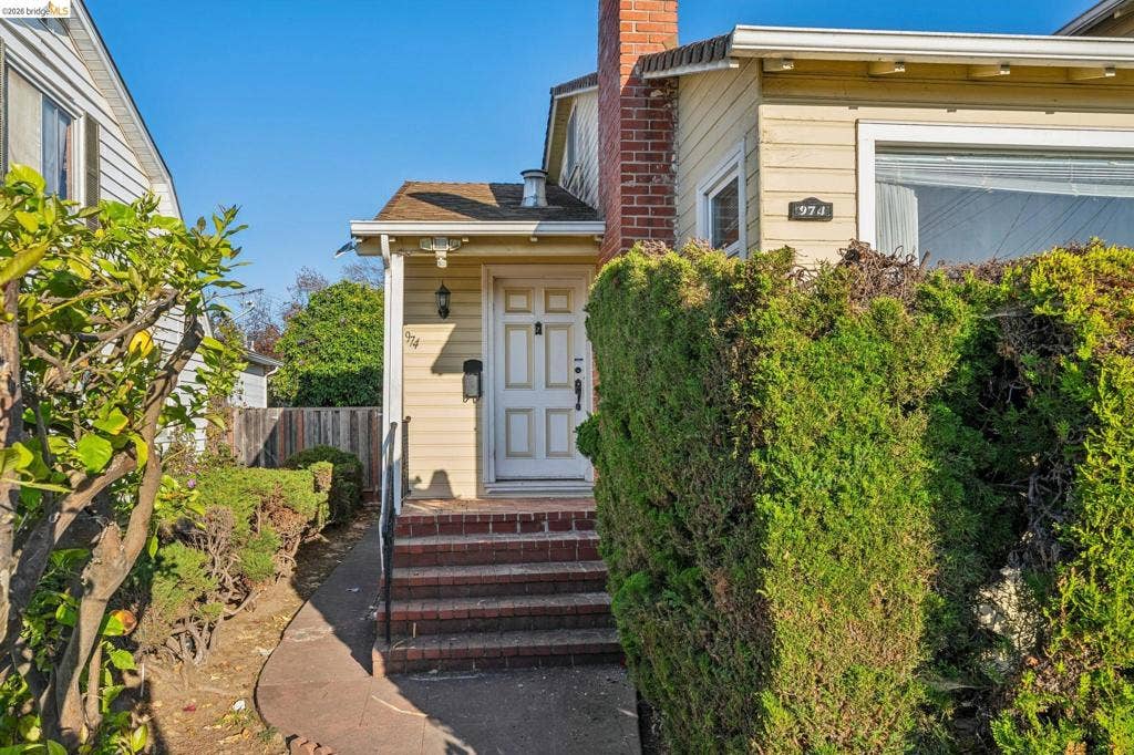 974 33Rd St, Richmond, CA 94804