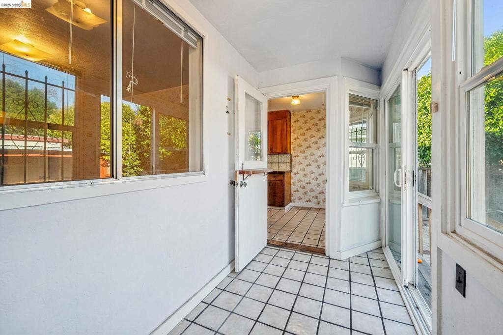 974 33Rd St, Richmond, CA 94804