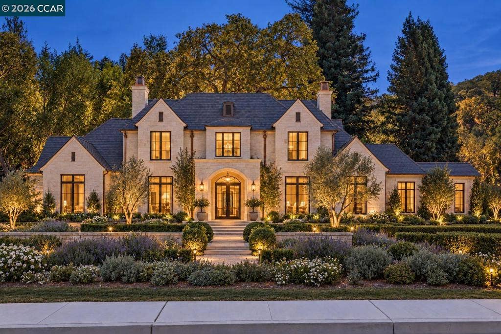 81 Dot Drive, Alamo, CA 94507 81 Dot Drive, Alamo, CA 94507