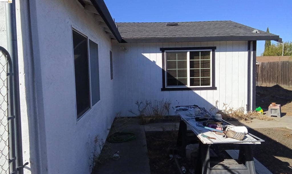 145 Viking Way, Pittsburg, CA 94565 Additional content
