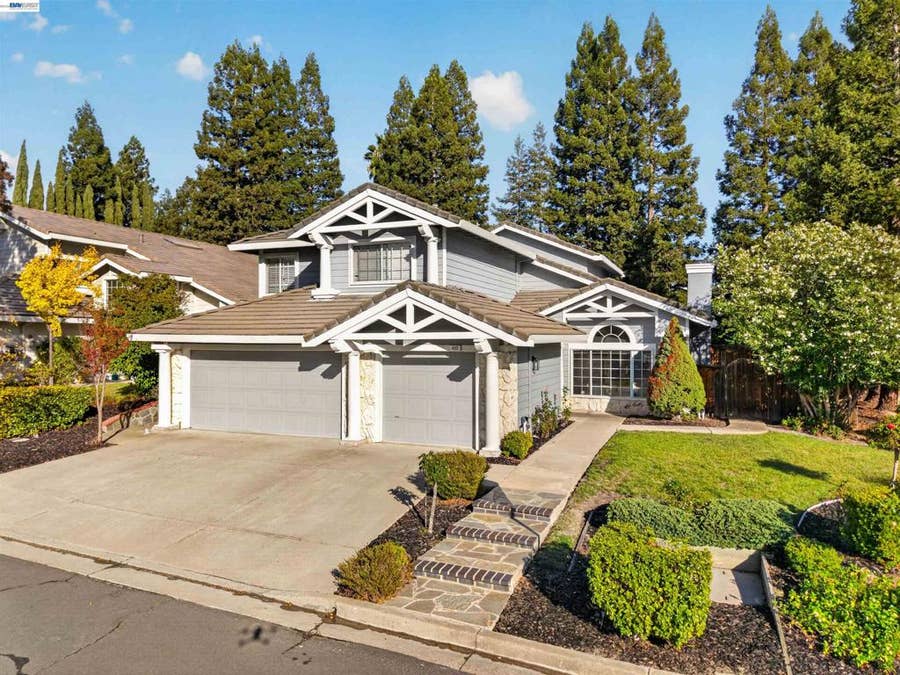 Property photo for 403 Stoneybrook Ct, Danville, CA