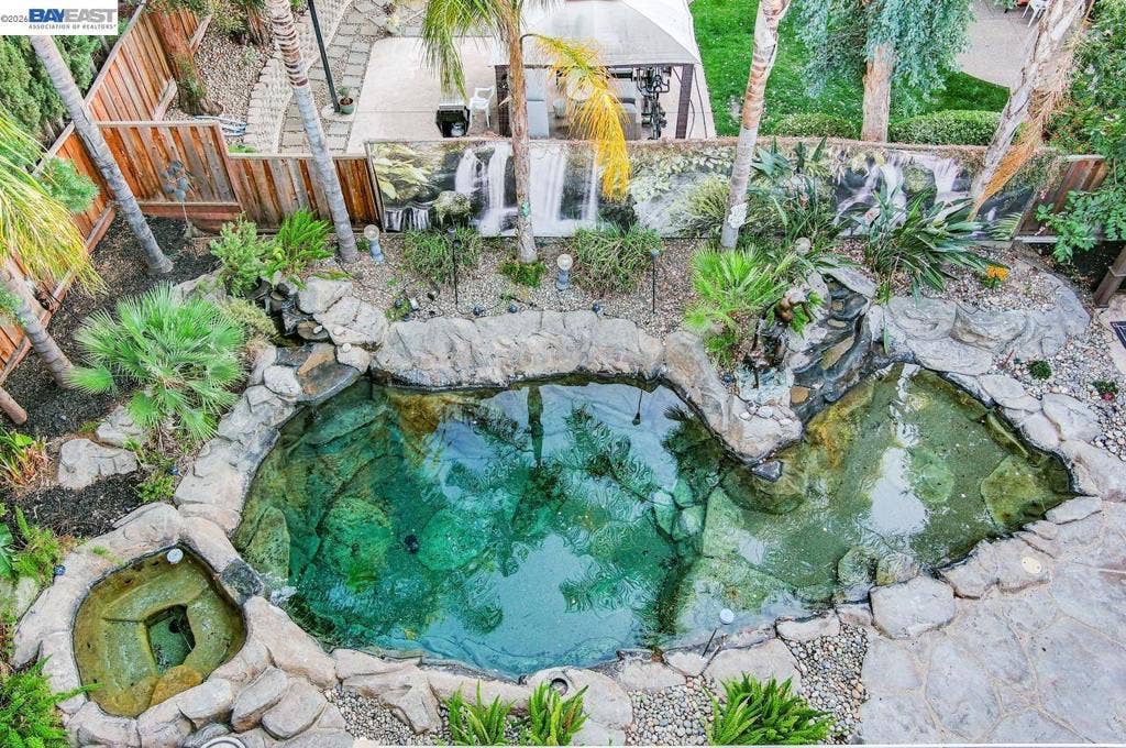 1233 Melanie Way, Livermore, CA 94550 1233 Melanie Way, Livermore, CA 94550